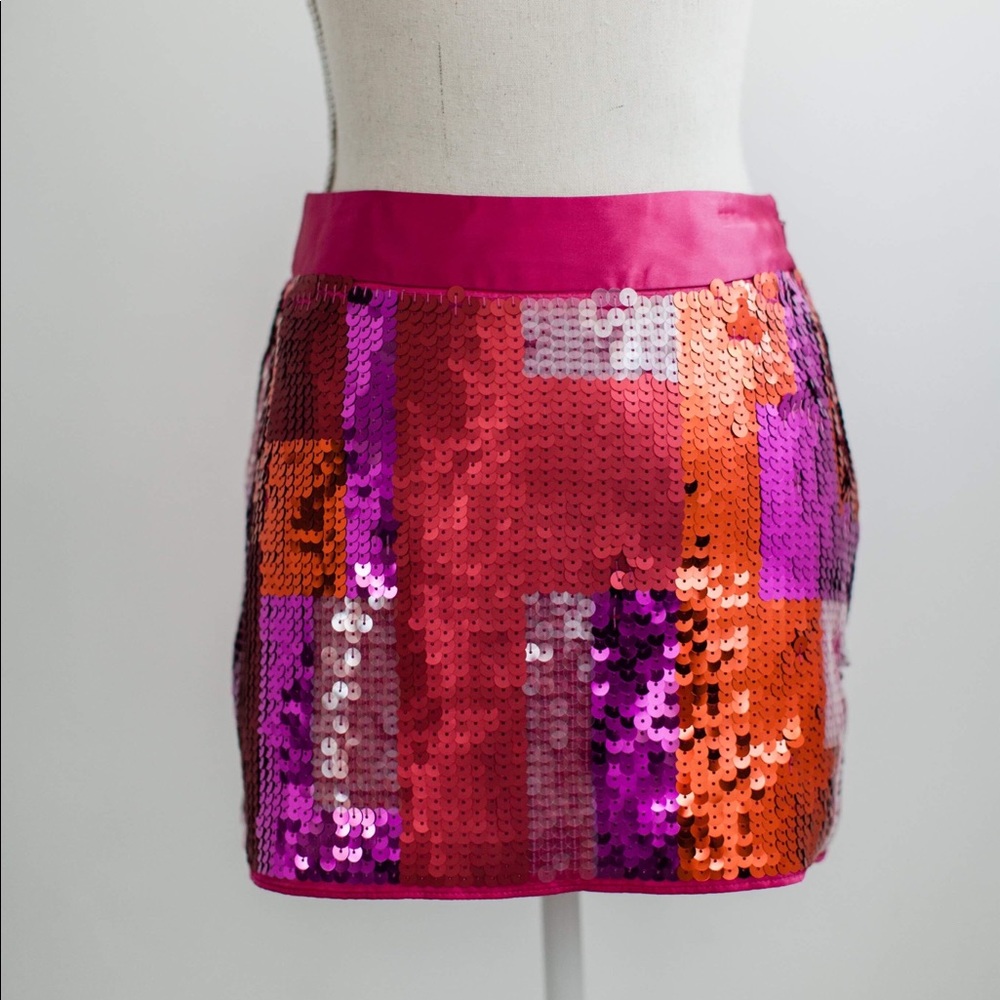 Express Mini hot pink sequin skirt